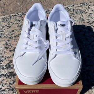 NEW Vans Seldon Sneakers - Youth 6